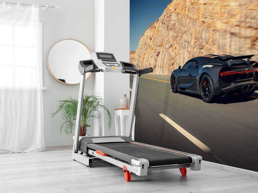 Bugatti Chiron Pur Sport in action