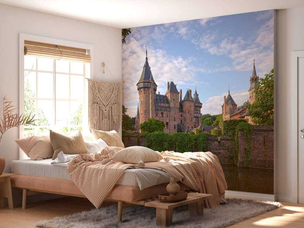 Castle de Haar from the water