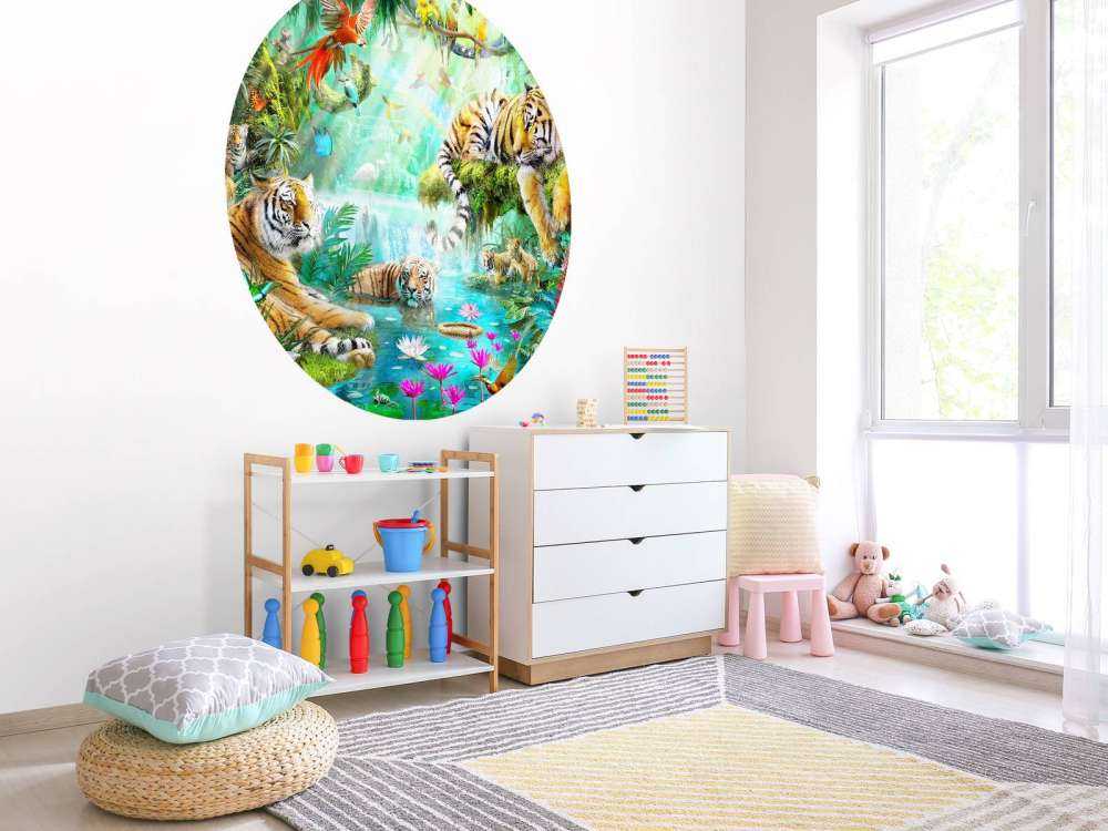 Tigers and Cubs in Lagoon