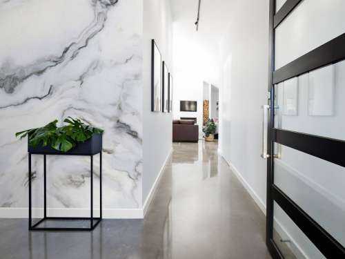 White curly marble