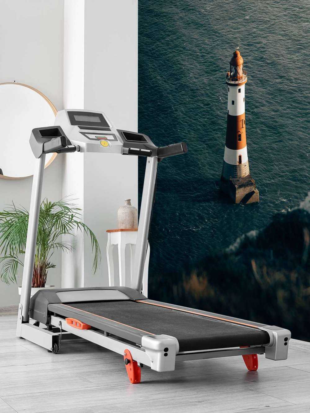 Lighthouse on the English coast