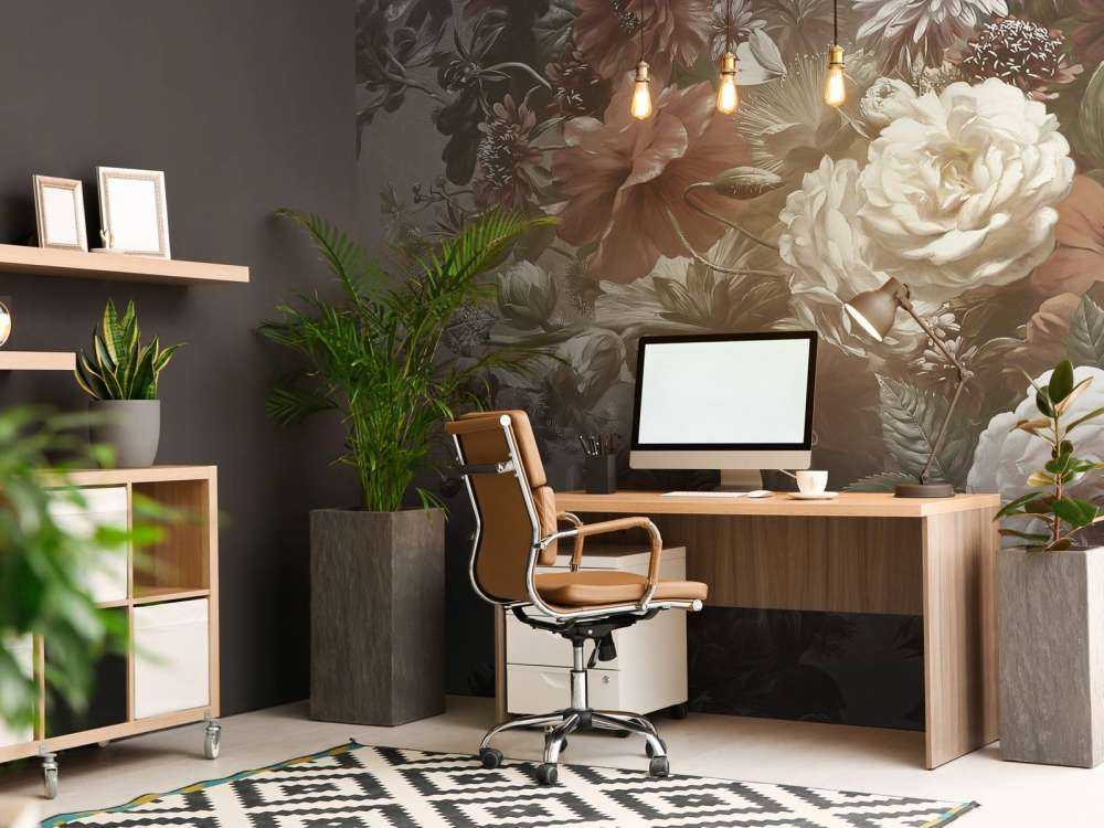 Big bouquet with poppies cream