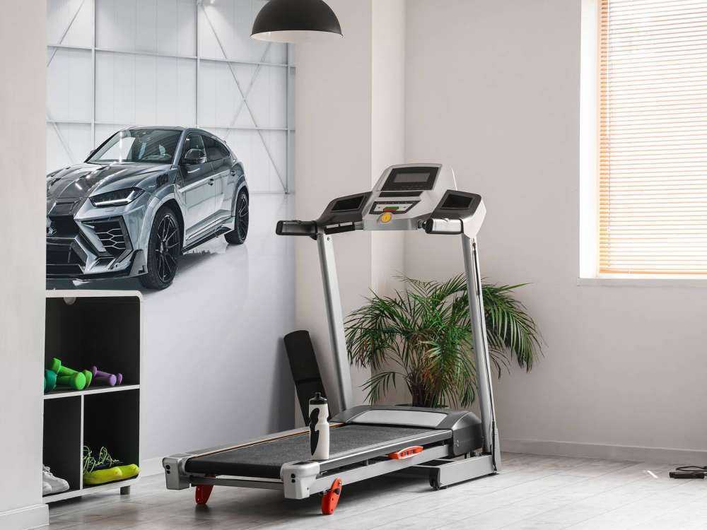 Lamborghini in white hall