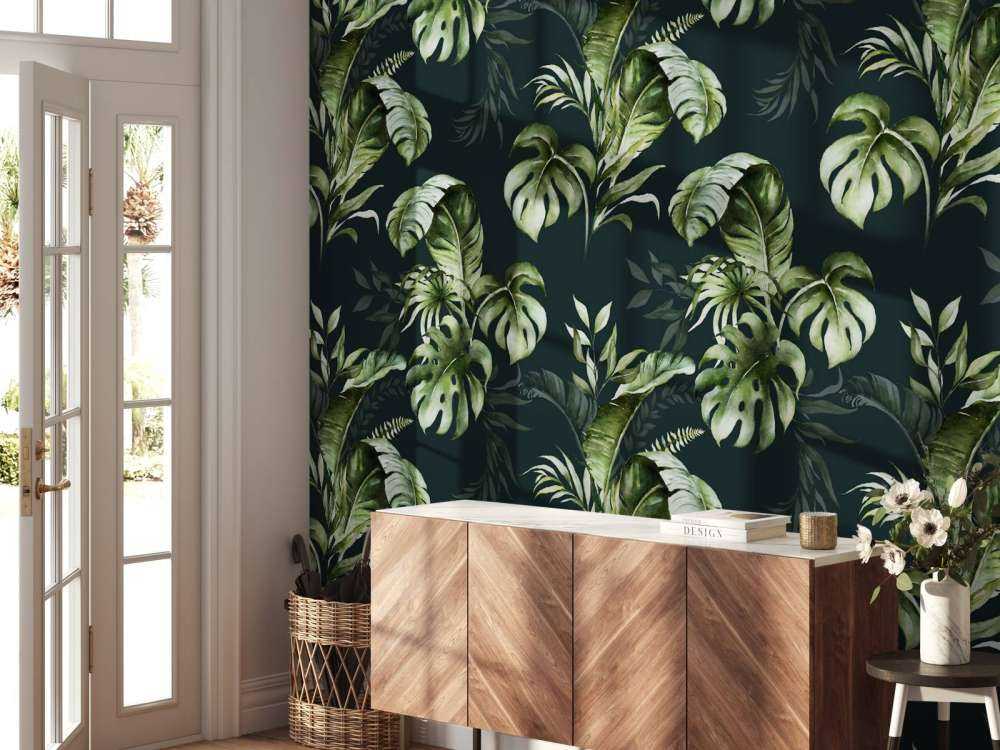 Green pattern with leaves