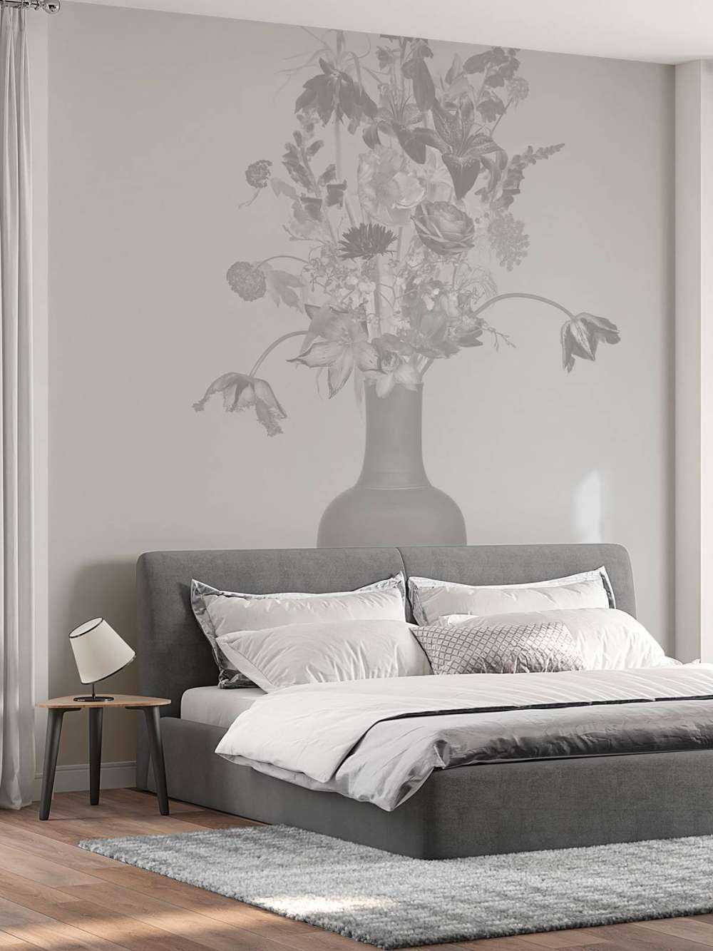 Generous flower bouquet black and white