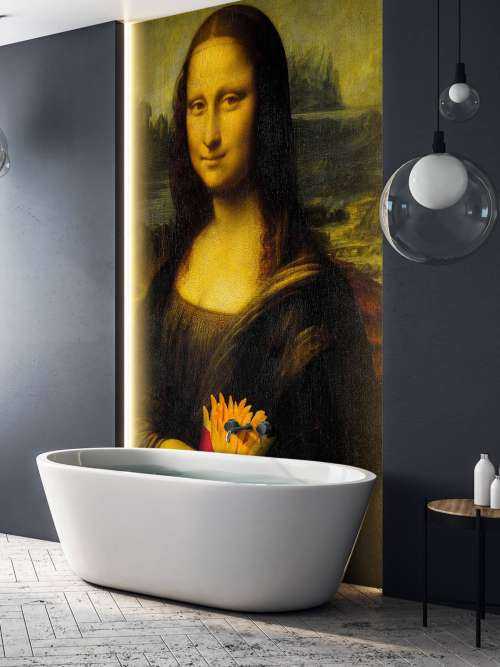 Mona Lisa with fries