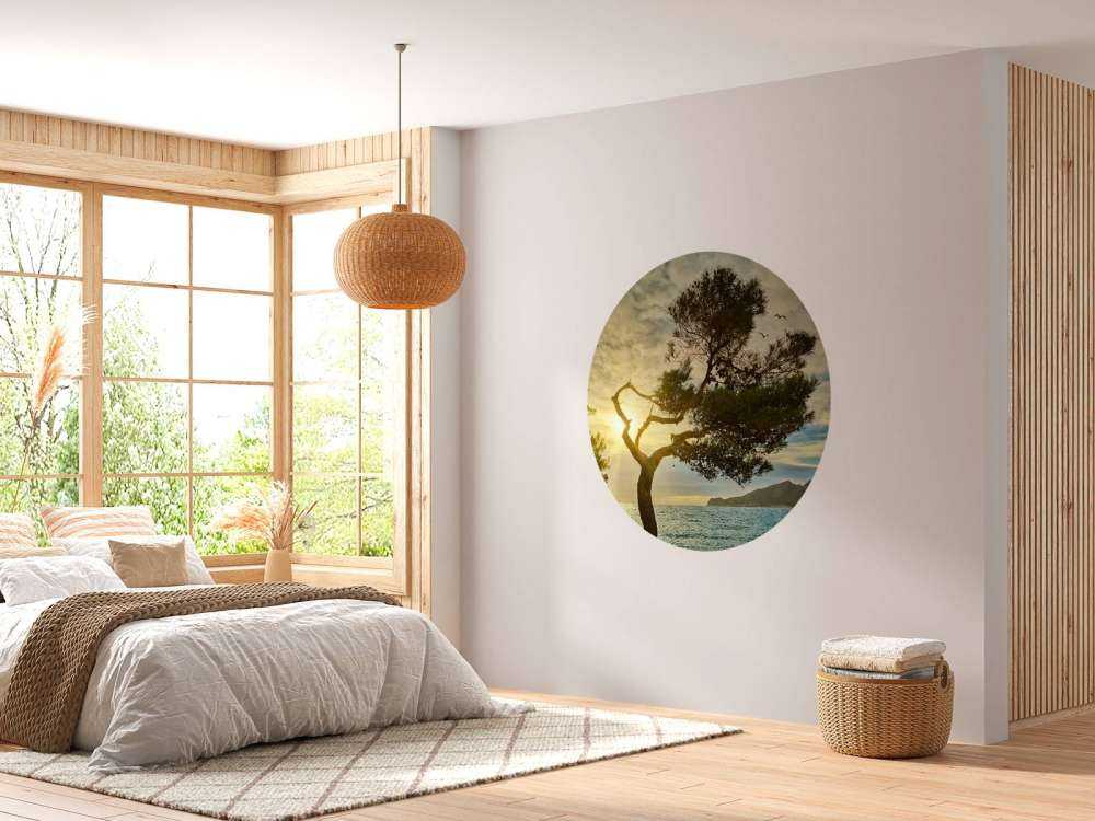 Curved tree