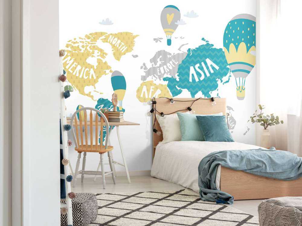 World map with balloons