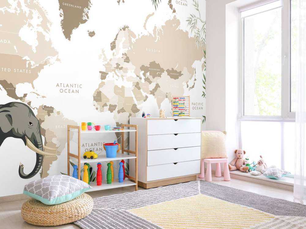 World map with jungle animals