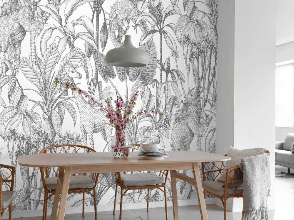 Animals between palm trees