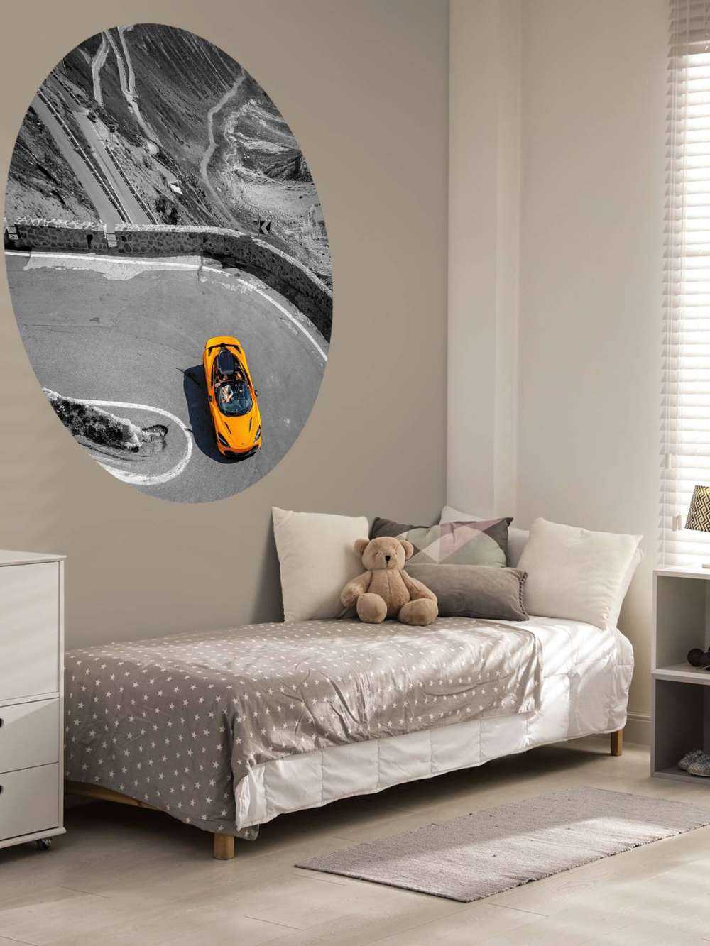 McLaren on Stelviopas - spot color