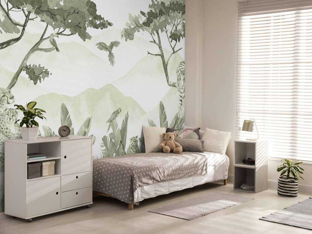 Jungle predators in green