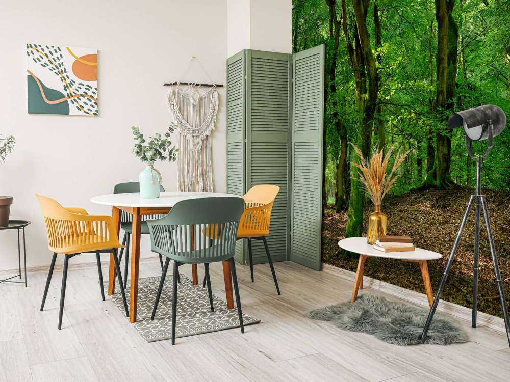 Trees with green leaves 