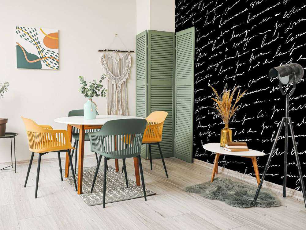 Italic, black