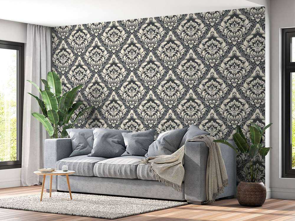 Baroque in shades of grey