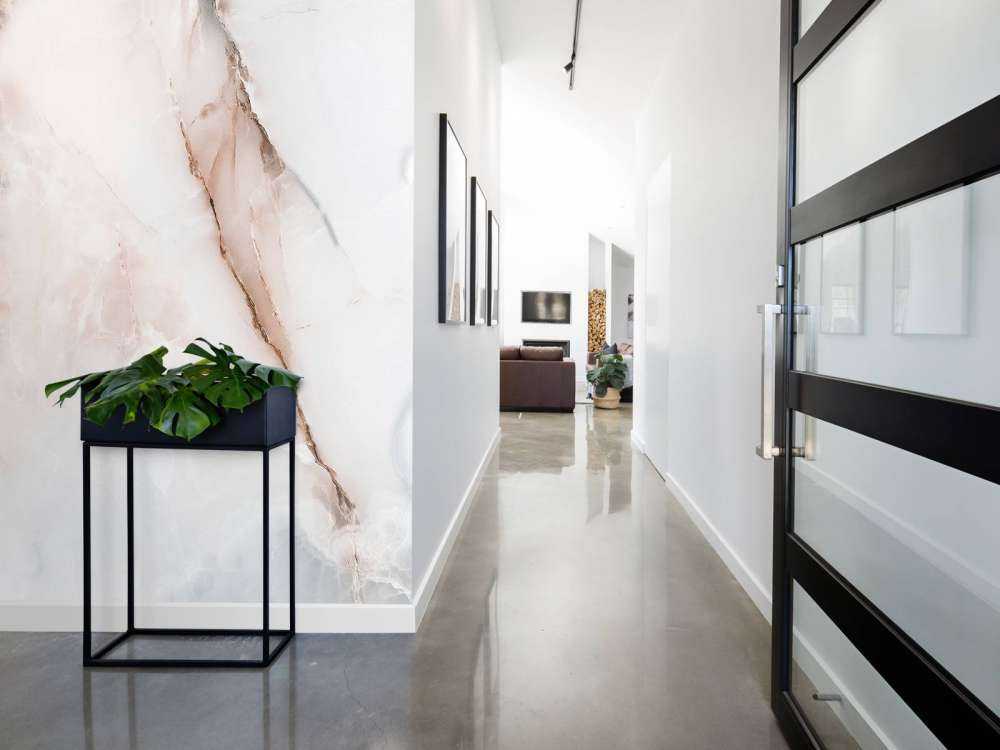 Marble with pink tint