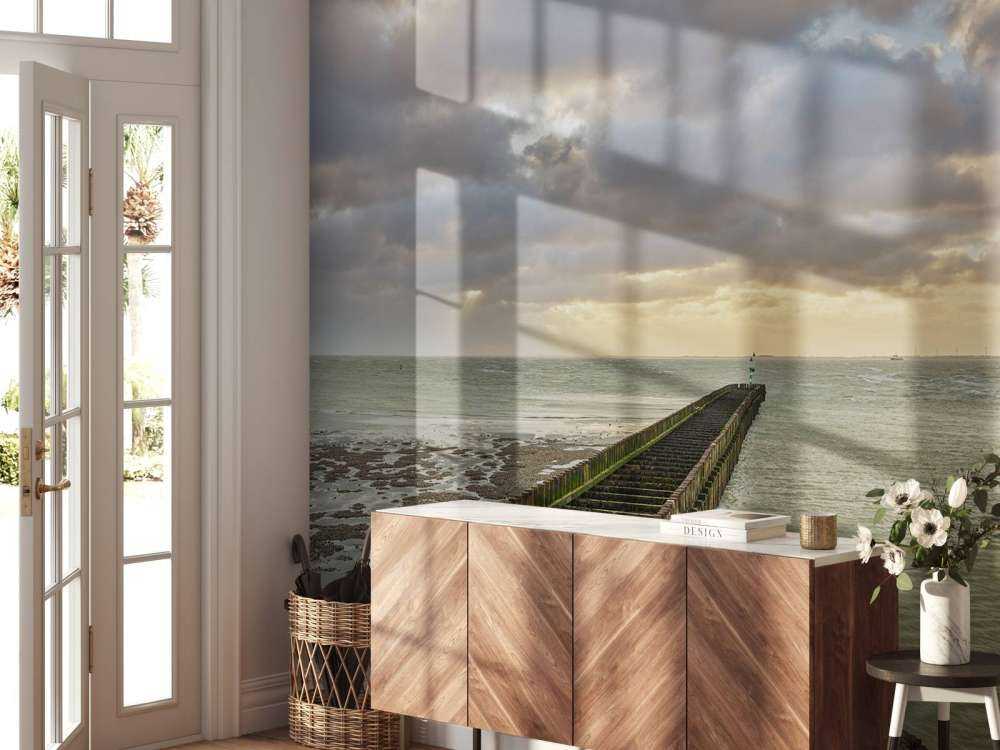 Golfbreker aan de kust