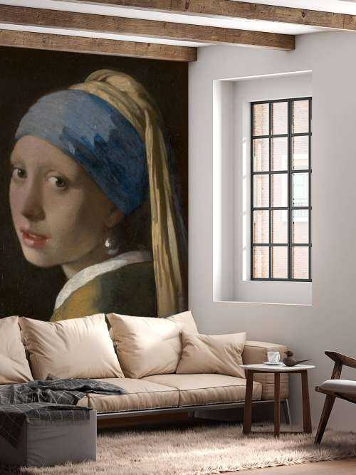 Girl with the pearl