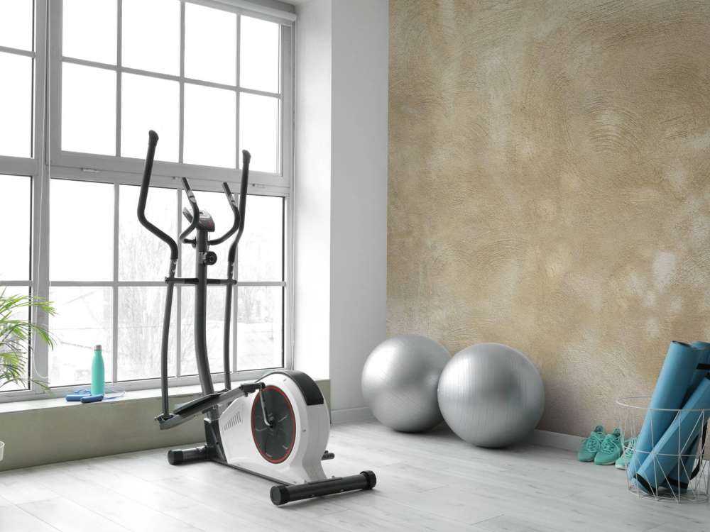 Wall with smudges and stripes