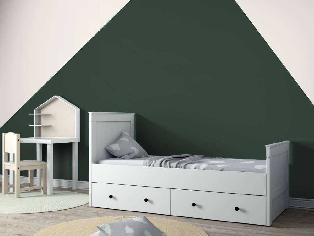 Triangle, dark green