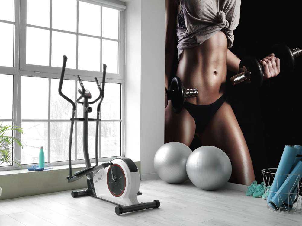 Woman with abdominal muscles