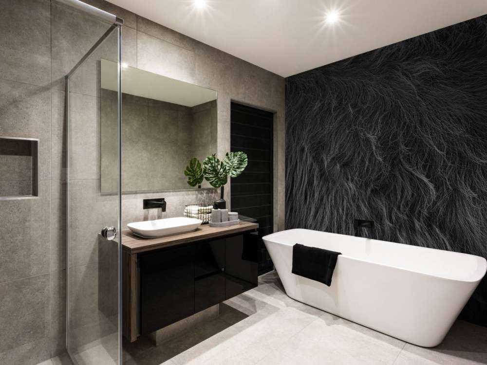 Scottish Highlander coat in black and white