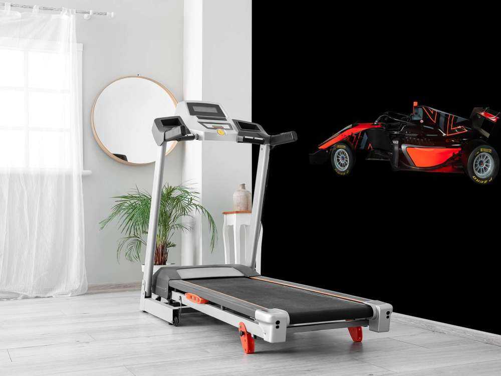 Formula 3 - Side view - dark