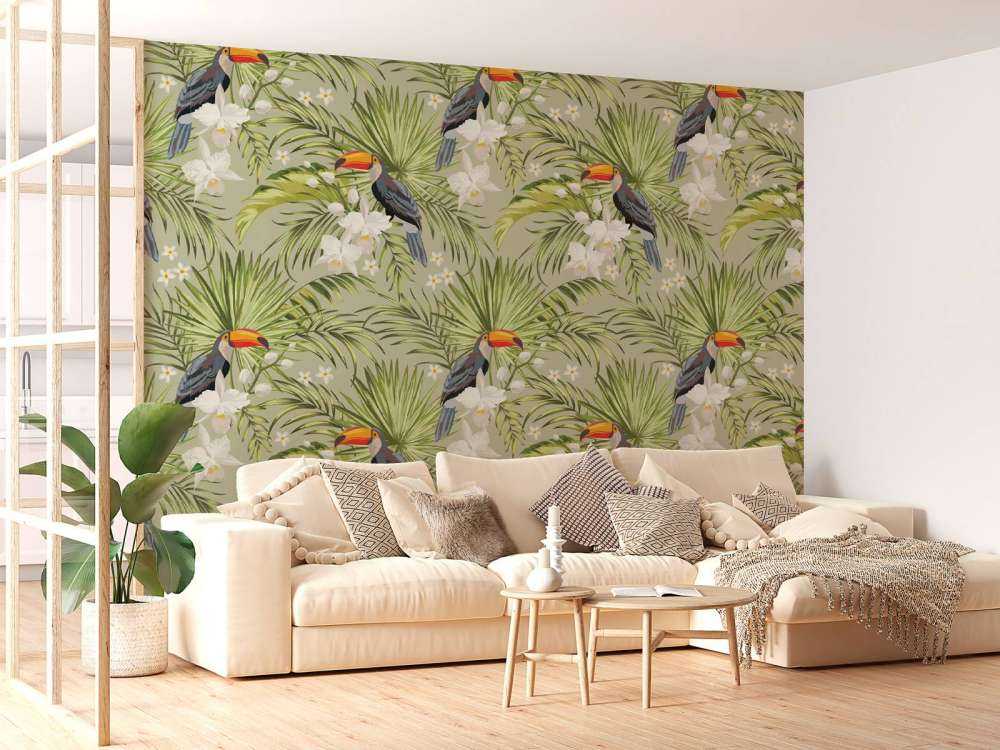 Toucan in the jungle