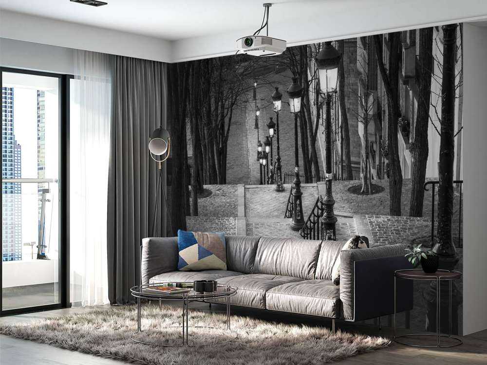 Quiet evening in Montmartre