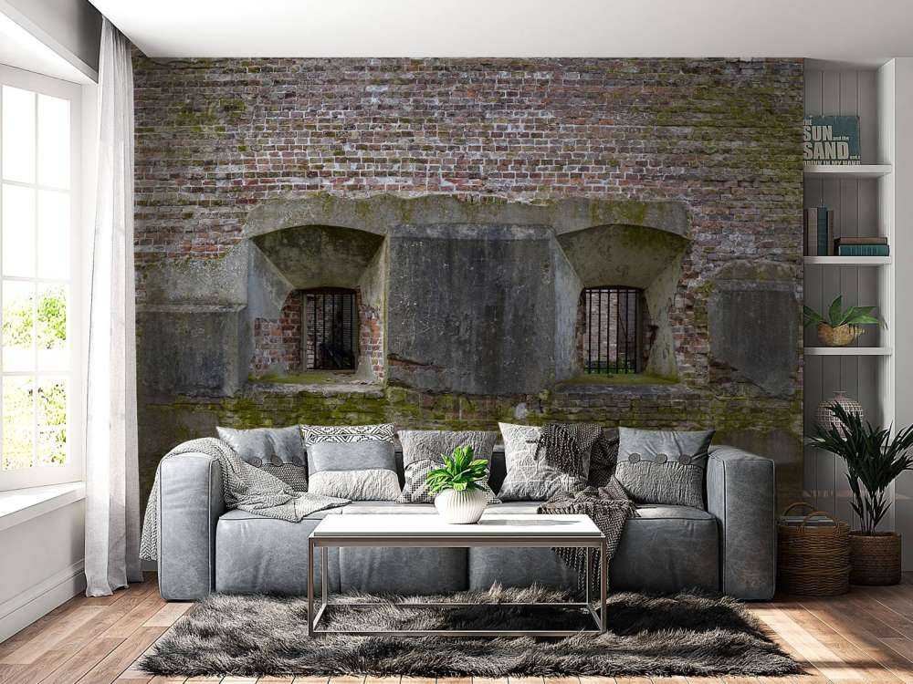 Weathered wall with 2 niches