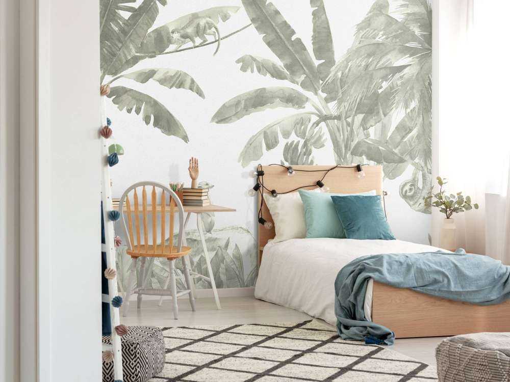 Small jungle animals in green