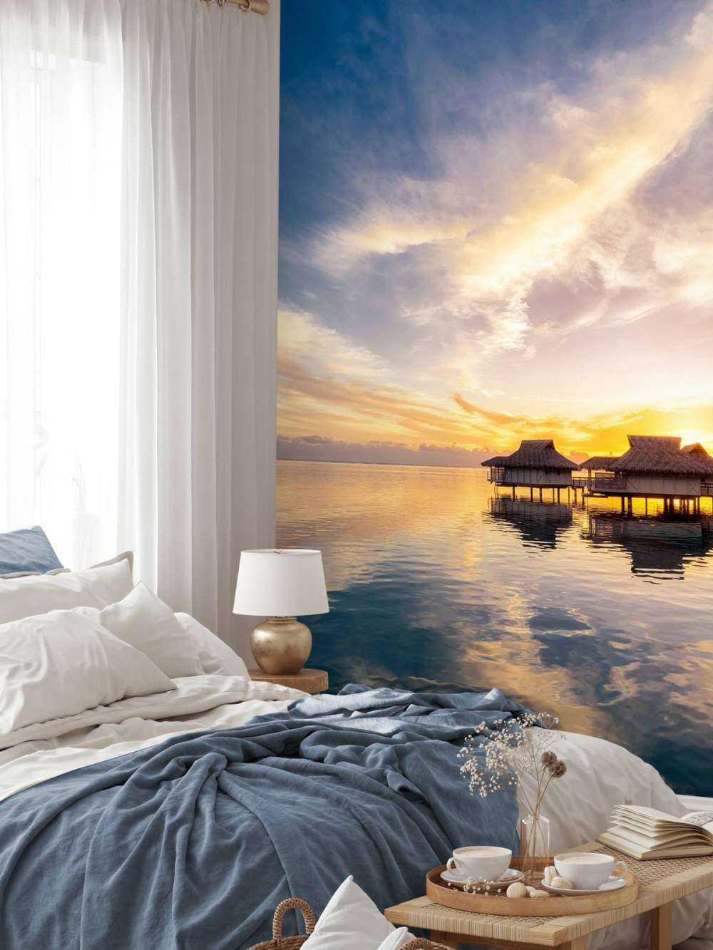 Zonsopkomst bij meer