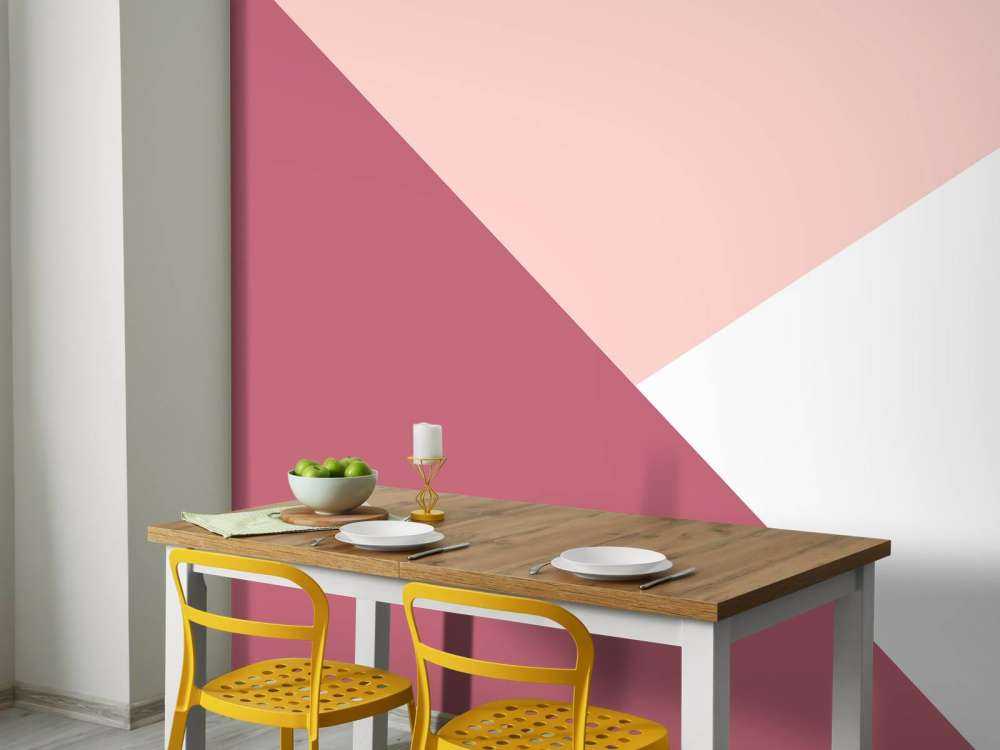 Triangles in pink shades