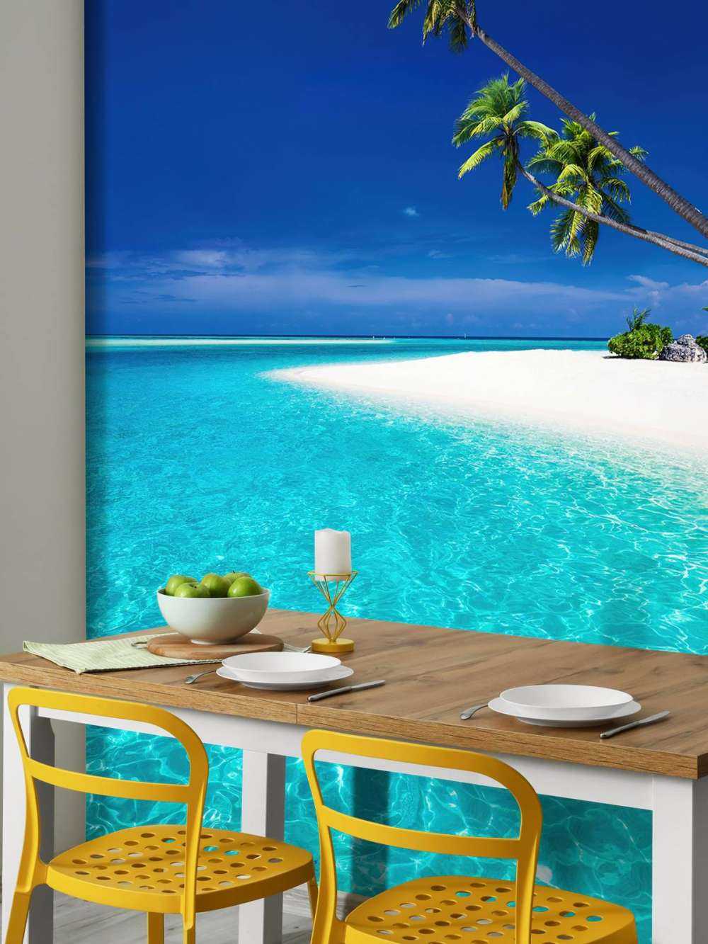 Palm trees in the lagoon