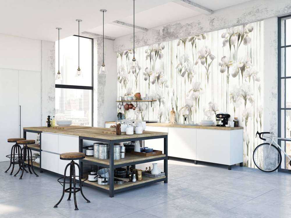 Irises and Stripes Seamless Beige