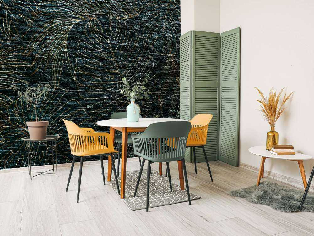 Wall drawing with leaves