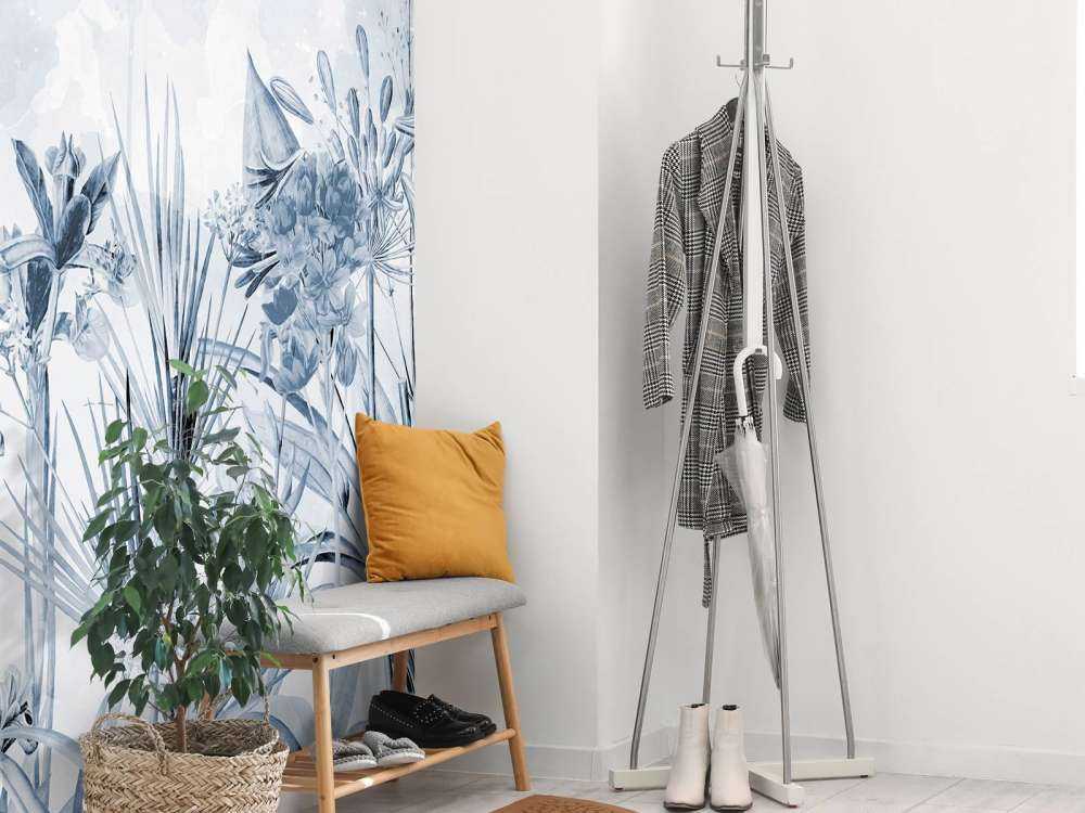 Monochrome Floral Elegance