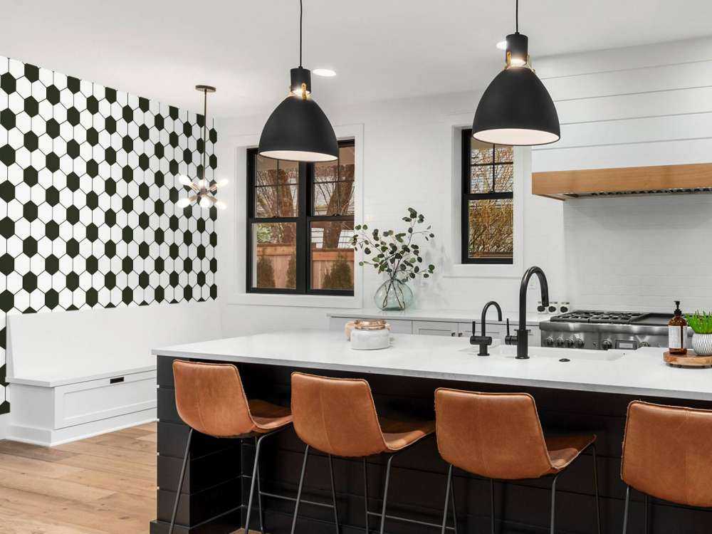 Black and white geometric polygons