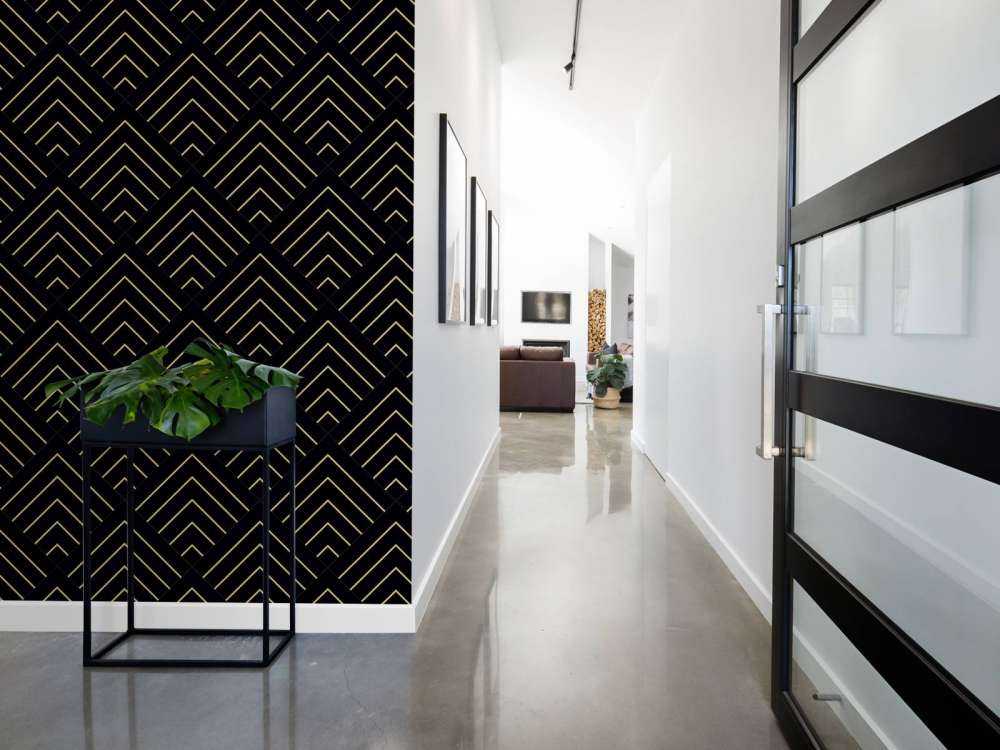 Golden lines, black