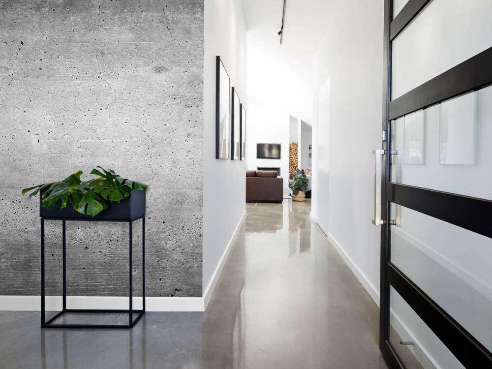 Donkergrijs betonnen muur