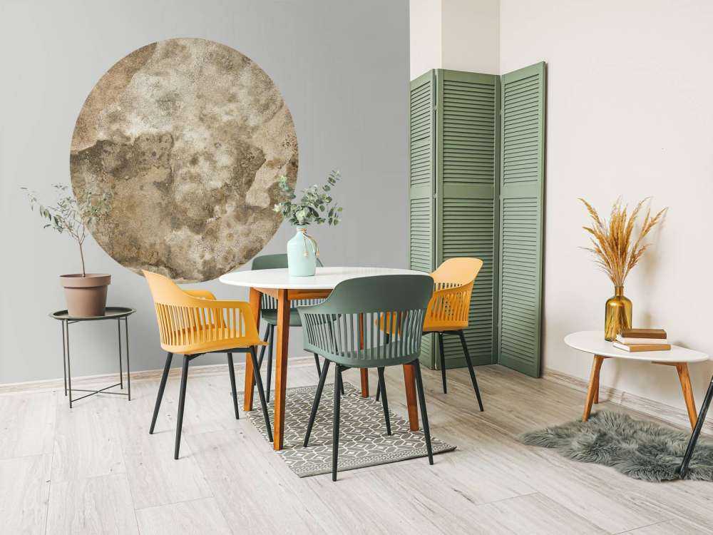 Layered concrete wall