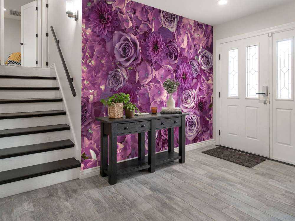 Purple hydrangeas, roses and dahlias