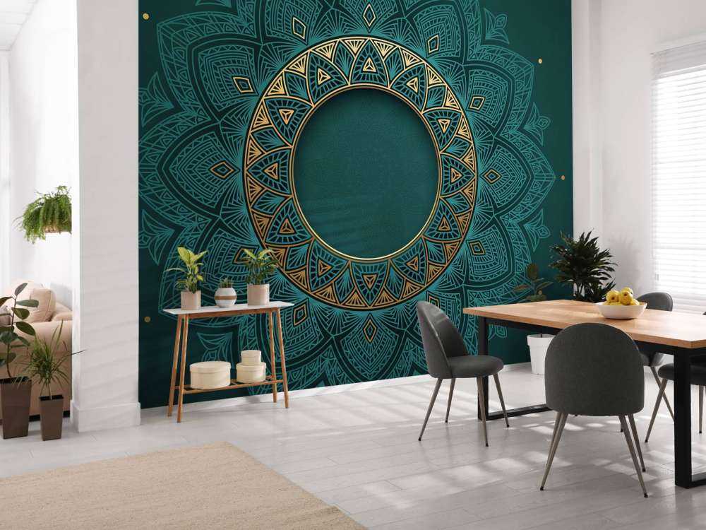 Elegant graceful circlet