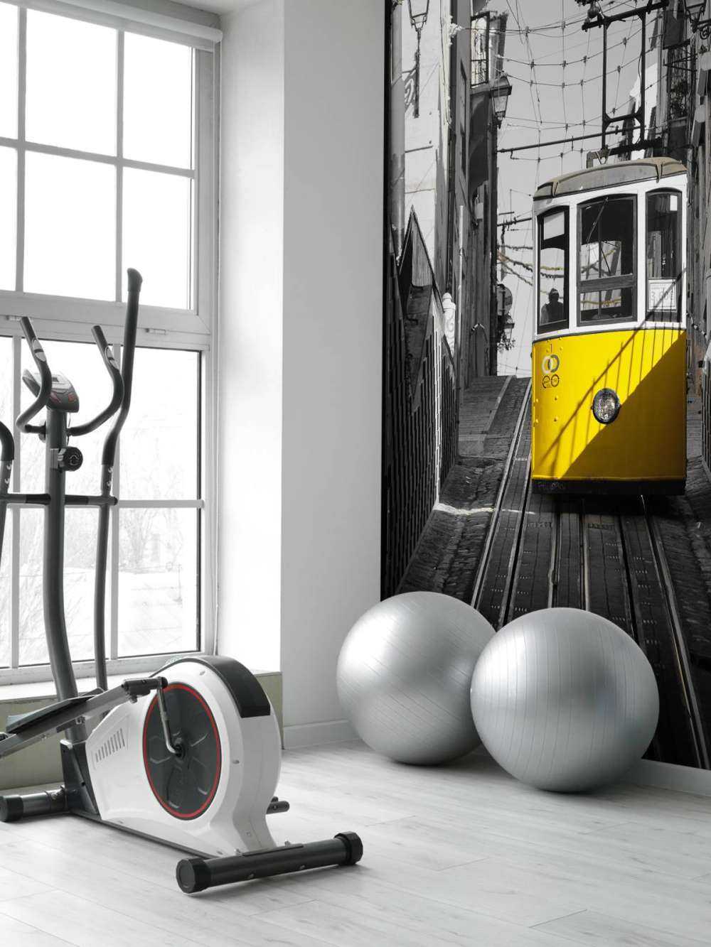 Tram black white yellow