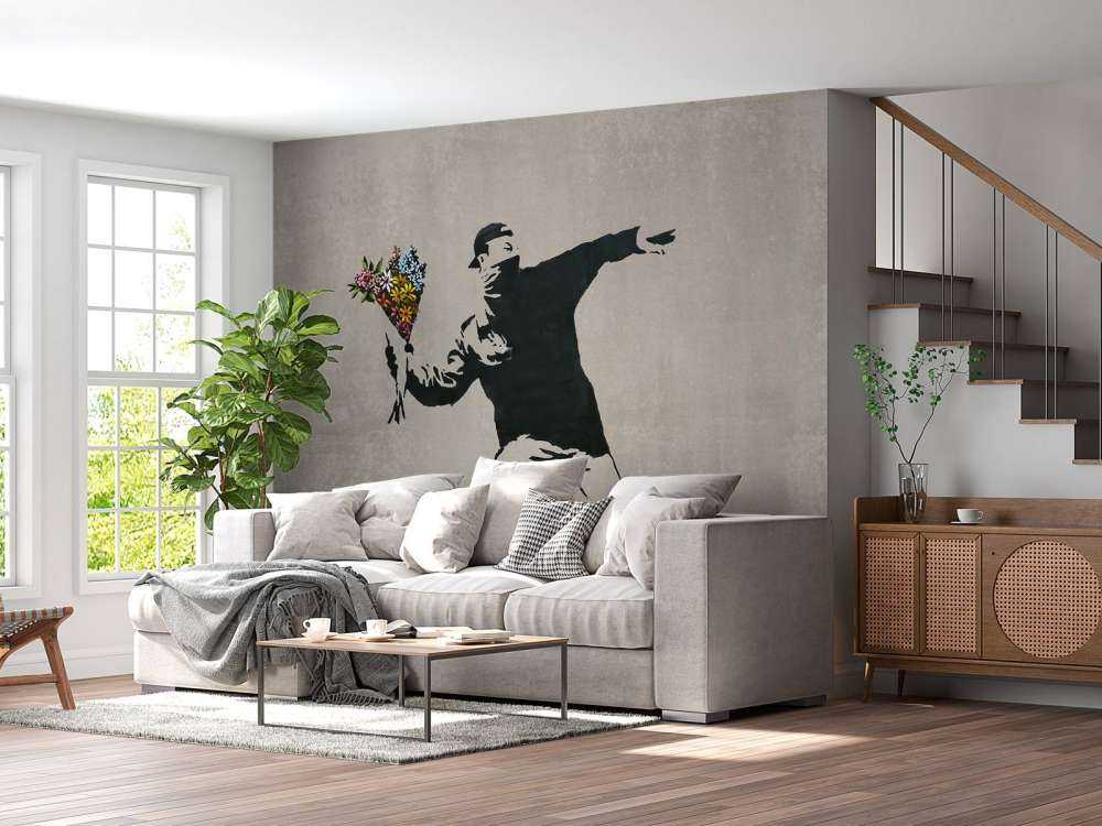 Banksy - Flower thrower, soft concrete