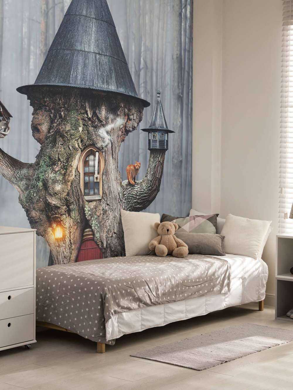 Tree house of the fairies