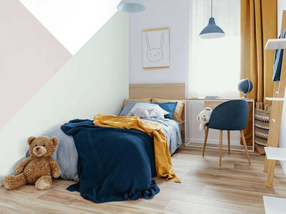 Pastel coloured triangles