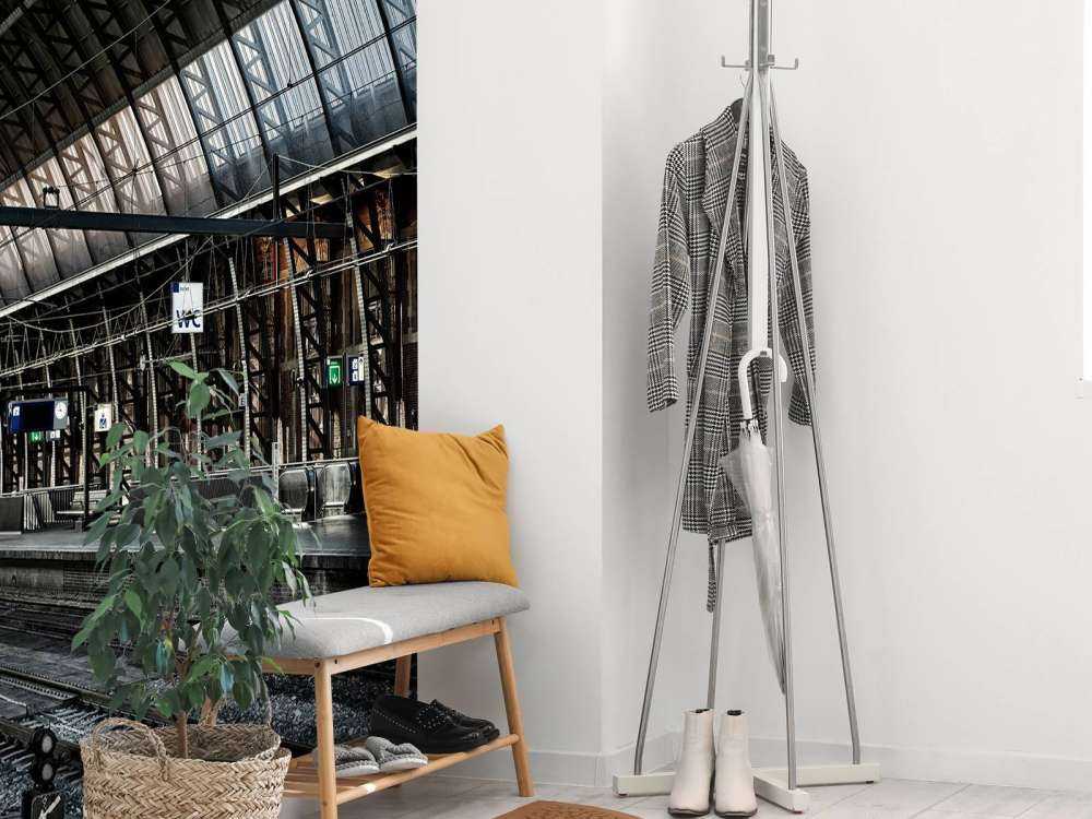 An early morning at the station