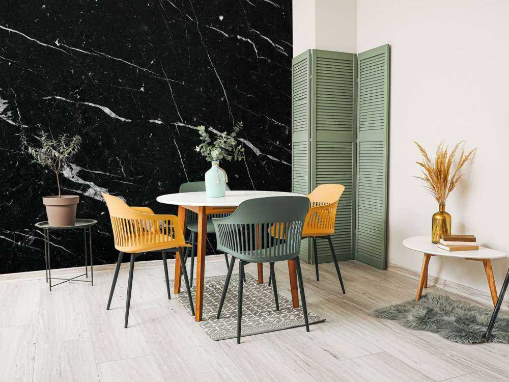 Black marble with white stripes