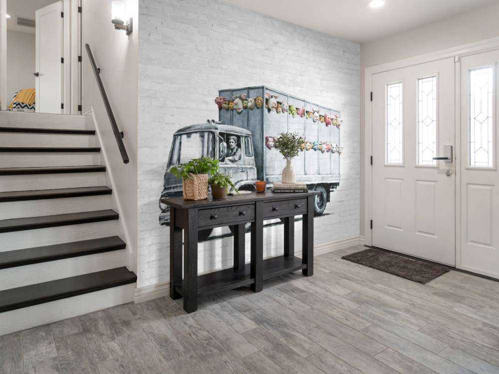 Banksy - Meat truck, white bricks